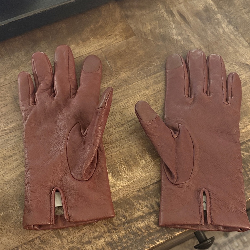 COACH womens Coach Sculpted C Womens Leather Tech Glove - Picture 3 of 4